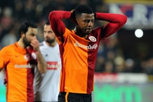 Donk'un menajerleri Galatasaray'dan &Ccedil;in izni istedi