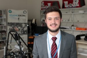 Bursa'da &uuml;retilen ilk yerli Formula'nın benzini bitti