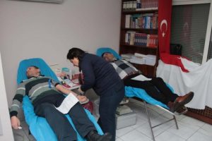Yaz ayları i&ccedil;in kan bağışı uyarısı