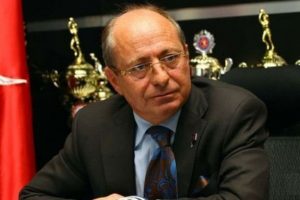 B&uuml;lb&uuml;loğlu: "D&uuml;nyaya rezil olduk"