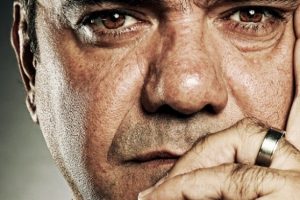Yılmaz &Ouml;zdil: "G.t&uuml;n yiyorsa dene."
