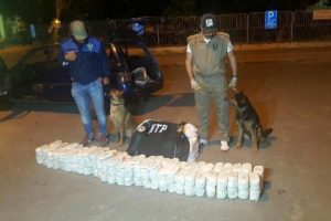 Mersin'de uyuşturucu operasyonu: 9 g&ouml;zaltı