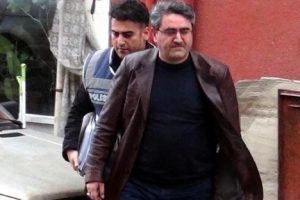 FET&Ouml;/PDY'den tutuklanan İl&ccedil;e Milli Eğitim M&uuml;d&uuml;r&uuml; serbest