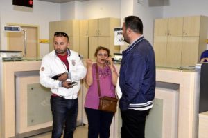 Dolandırıcılığı gişe memuru &ouml;nledi