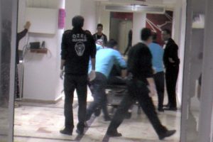 M&uuml;zisyenler Derneğine silahlı saldırı: 1 &ouml;l&uuml;