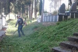 Bursa Orhangazi'de mezarlıklar bakıma alındı