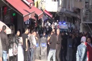 İstanbul Kadık&ouml;y'de akraba kavgası: 3 yaralı