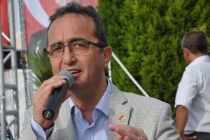 CHP'li B&uuml;lent Tezcan: Yolsuzluk bizim değil, onların işidir