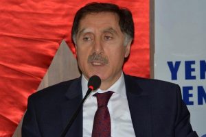 Malko&ccedil;: 'Anayasa değişsin' diyenler y&uuml;zde 90'ın &uuml;zerinde