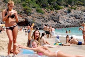 Turist sayısı 10 yılın en d&uuml;ş&uuml;k seviyesinde