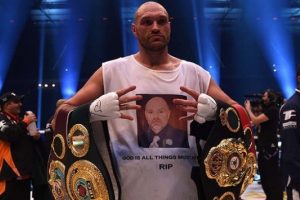 Tyson Fury ırk&ccedil;ılık nedeniyle İngiltere'yi terk ediyor