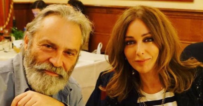 Zerrin Tekindor su&ccedil; duyurusunda bulundu...