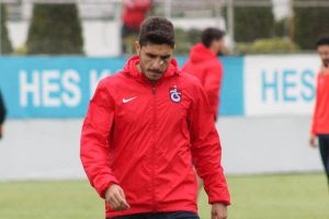 Trabzonspor'da &Ouml;zer Hurmacı krizi devam ediyor