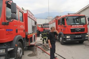 Bursa'daki o fabrika 10 saniyede k&uuml;l oldu!