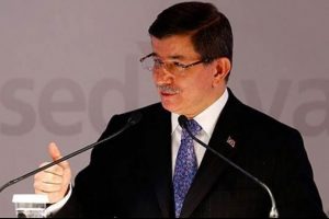 Davutoğlu'ndan a&ccedil;ıklama: 'Suriye'deki ılımlı muhalifleri destekliyoruz'