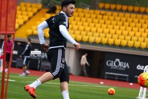 Beşiktaşlı oyuncular gelen tekliflerin ardı arkası kesilmiyor