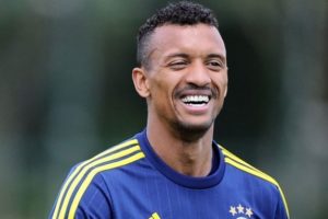 Fenerbah&ccedil;e'de Luis Nani cephesinde sıcak gelişmeler yaşanıyor