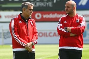 Beşiktaş Teknik Direkt&ouml;r&uuml; Şenol G&uuml;neş futbolculara rehavet uyarısı yaptı