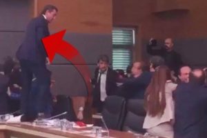 AK Parti'li İsmail Aydın Anayasa Komisyonu'ndaki kavgayı anlattı