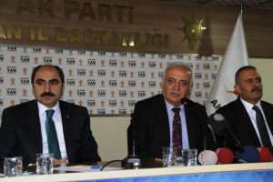 HDP'li vekillere sert uyarı: Ya milletvekili olun ya da ter&ouml;rist
