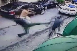 Hırsız ka&ccedil;tı, esnaf kovaladı!