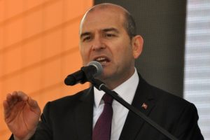 Soylu: İşveren asgari &uuml;cretin 300 lirasını cebine atıyor