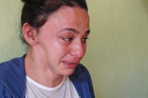 Kemik kanseri kızın y&uuml;rek yakan feryadı