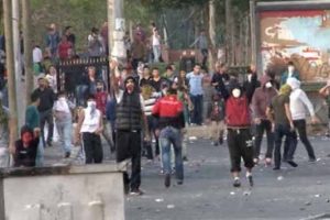 Polisten Beyoğlu esnafına 1 Mayıs şoku
