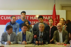 CHP Bursa İl Başkanı &Ouml;zdemir: Kahraman istifa etmeli