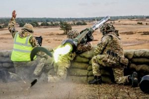 Suriye'de IŞİD'in bomba y&uuml;kl&uuml; kamyonunu b&ouml;yle imha edildi