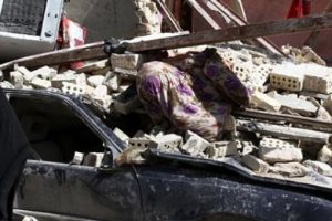 DAEŞ bombalı ara&ccedil;larla saldırdı: En az 32 &ouml;l&uuml;