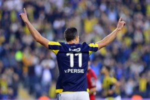 Fenerbah&ccedil;e zirve takibini s&uuml;rd&uuml;r&uuml;yor!