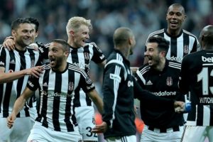 Beşiktaş'ta oynanan futbol şampiyonluk umutlarını artırdı