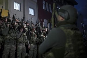 Operasyon bitti, "&ouml;zel kahramanlar" Y&uuml;ksekova'dan ayrılıyor