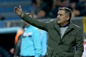 Fenerbah&ccedil;e ile şampiyonluk yarışına giren G&uuml;neş ilk kez mutlu sona ulaşmak istiyor