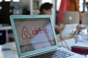 Airbnb sitesi 30 yıllık evliliği bitirdi