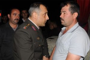 Şehit babası b&ouml;yle seslendi: "Meclis'teki ter&ouml;ristleri cezaevine tıksınlar"