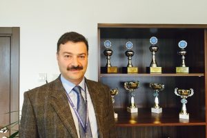 Bursa'da hafta i&ccedil;i 'dekanlık' hafta sonu '&ccedil;ift&ccedil;ilik' yapıyor