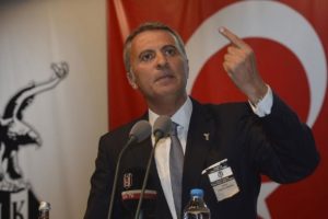 Beşiktaş Başkanı Fikret Orman, Gomez'in durumu hakkında a&ccedil;ıklamalar yaptı