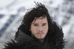 Jon Snow geri gelince yapımcı &ouml;z&uuml;r diledi...