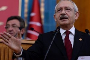 Kılı&ccedil;daroğlu'ndan Davutoğlu'na: 'Namuslu bir adamsan'