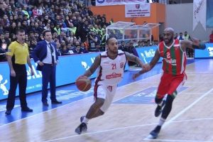 Pınar Karşıyaka ve Uşak Sportif rahatladı