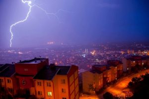 Şiddetli sağanak yağış ve dolu Bursa'yı fel&ccedil; etti!
