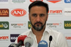 Fenerbah&ccedil;e'de Pereira, Konyaspor ma&ccedil;ında rotasyona gidecek