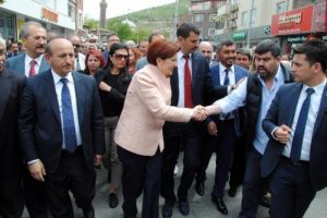 Akşener: Se&ccedil;ilirsek y&uuml;zde 25 cebimizde başlıyoruz
