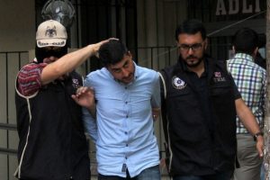 Polise ateş eden şahıs tutuklandı