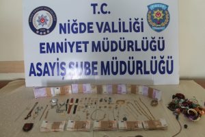 Milyonluk vurgun yol kontrol&uuml;ne takıldı