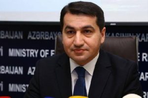Azerbaycan ile Ermenistan arasındaki gerilim s&uuml;r&uuml;yor