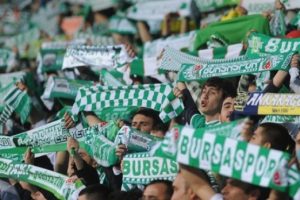 Bursaspor'da gelecek senenin kombineleri satışa &ccedil;ıkıyor
