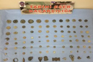 Satmak i&ccedil;in İzmir'e getirdiler, yakalandılar